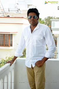 Cinematographer Rathnavelu