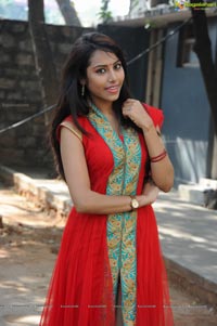 Khenisha Chandran Photos