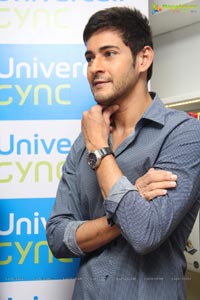 Mahesh Babu at Univercell Synch Store