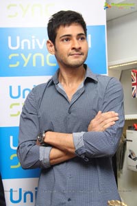 Mahesh Babu at Univercell Synch Store