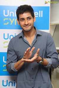 Mahesh Babu at Univercell Synch Store