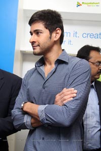 Mahesh Babu at Univercell Synch Store