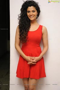 Saiyami Kher @ Rey Trailer Launch