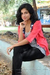 Vrushali Photos