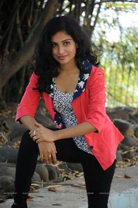 Vrushali Photos