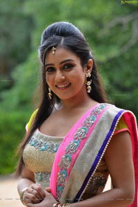 Mishti Chakraborty