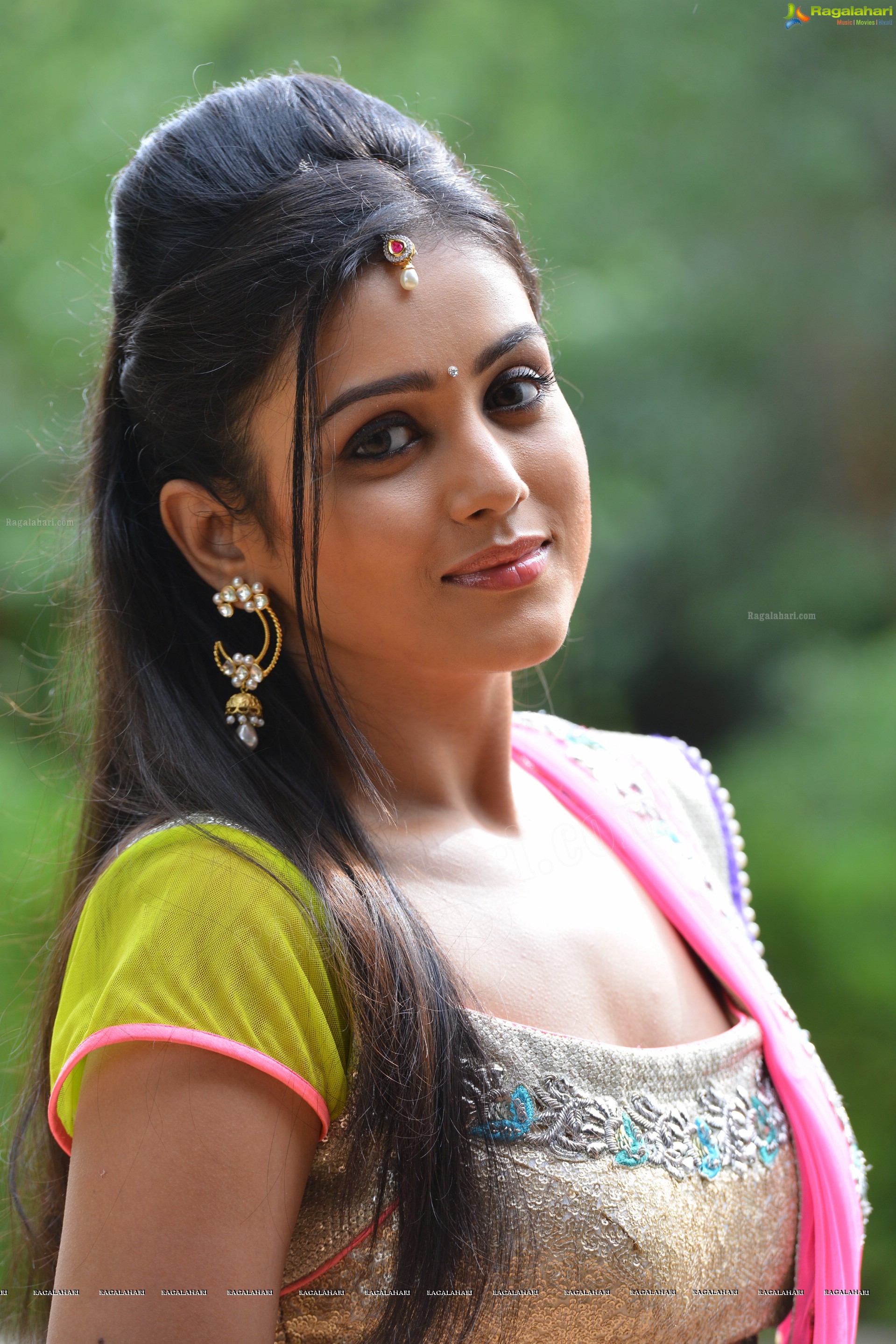 Mishti Chakraborty (High Definition)