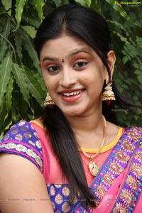 Priya Anduluri in Saree