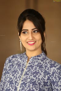 Telugu Anchor Manjusha