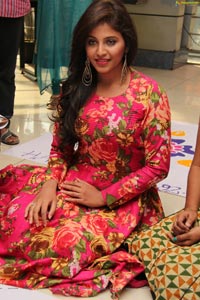 Indian Film Actress Anjali Photos
