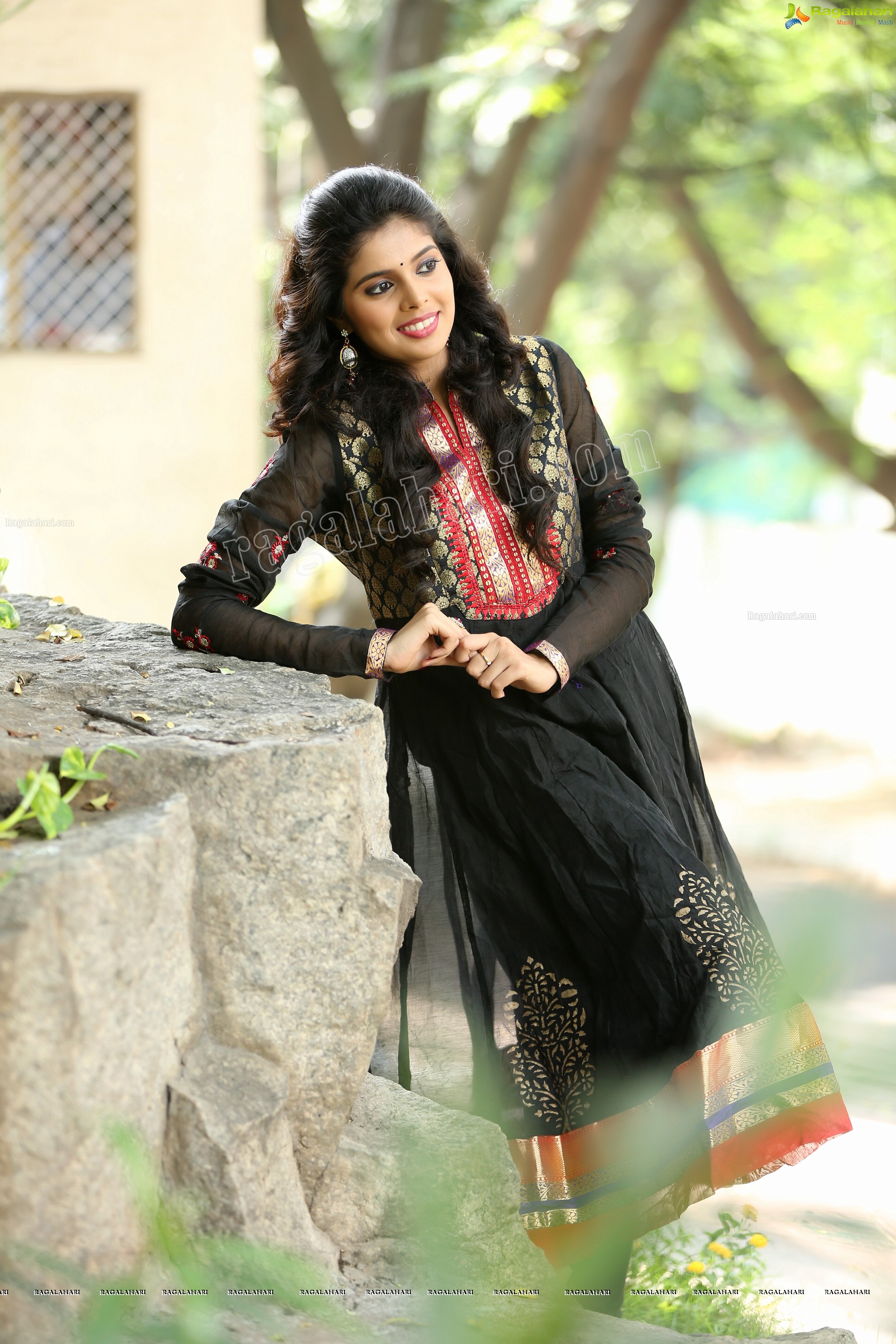 Shravyah (Exclusive) (High Definition)