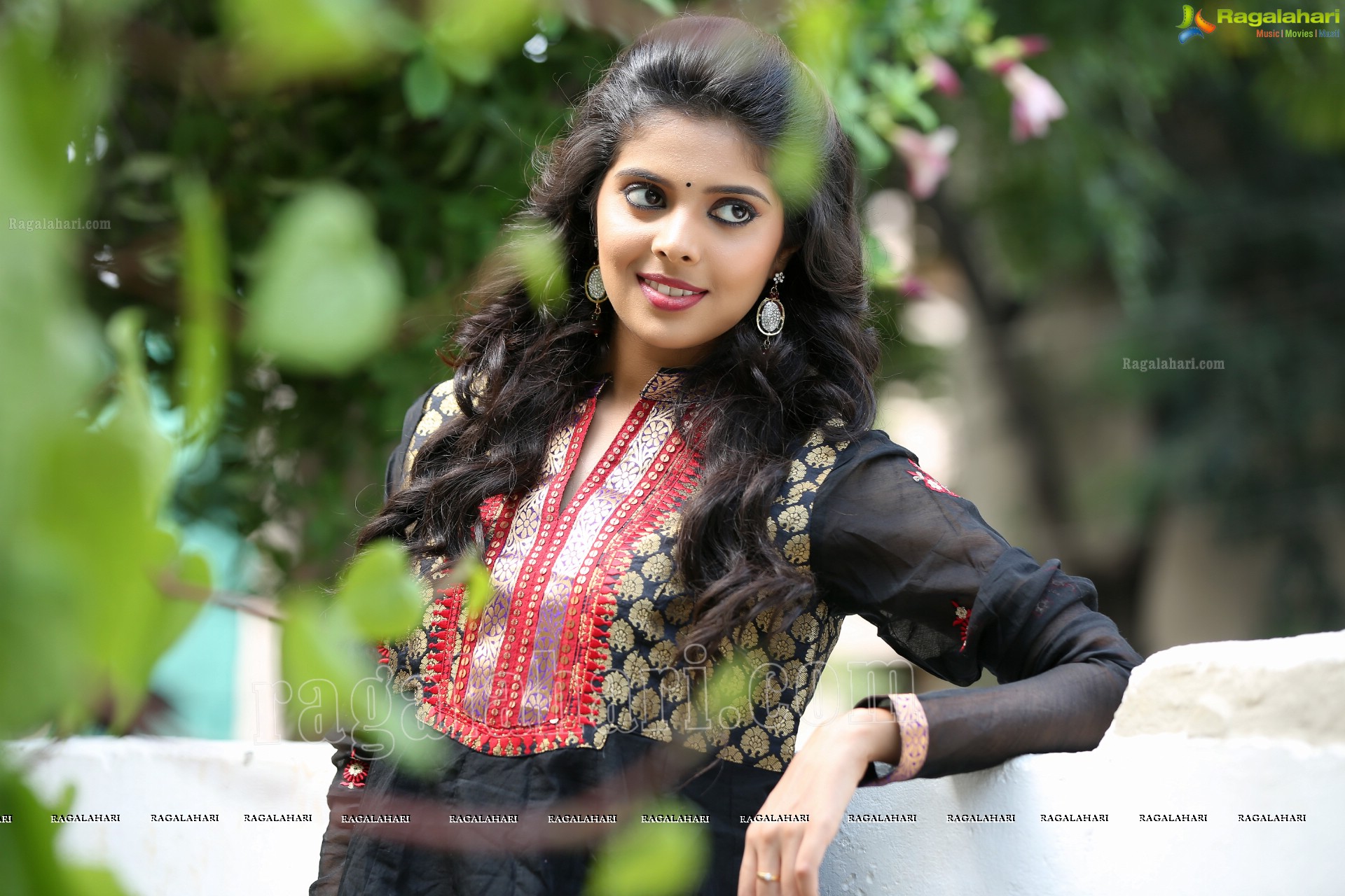 Shravyah (Exclusive) (High Definition)