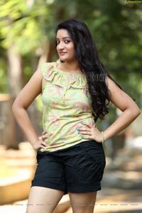 Janani Heroine