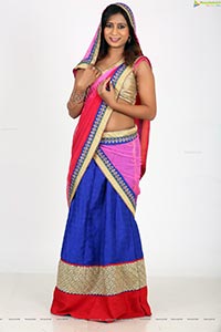Vidya Vindod Indurkar in Half Saree