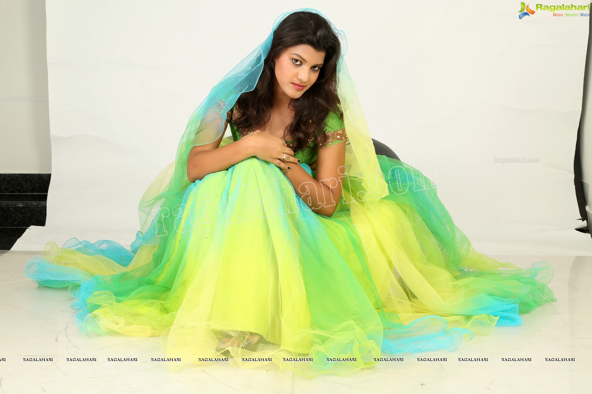 Vishakha Singh (Exclusive) (High Definition)