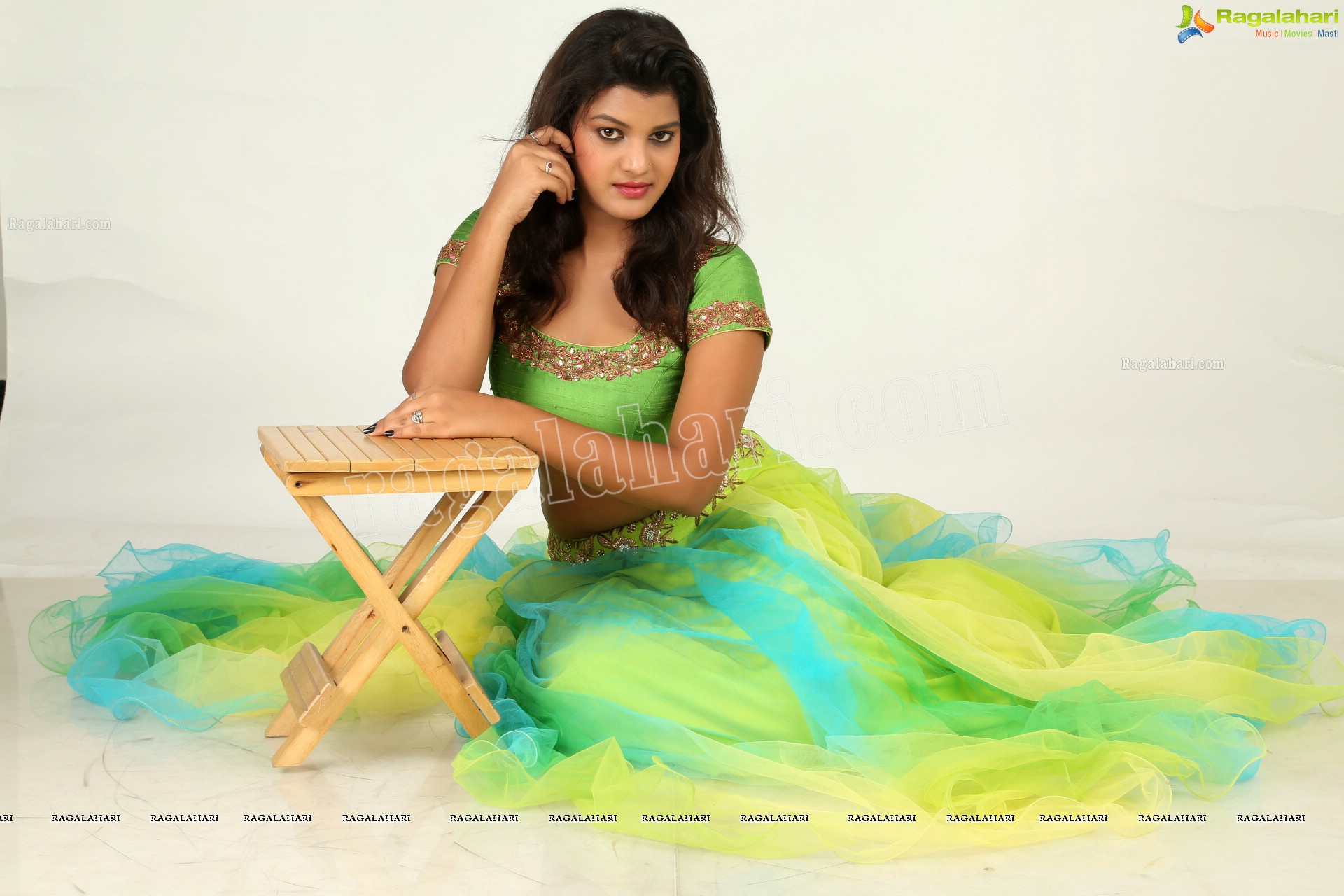 Vishakha Singh (Exclusive) (High Definition)