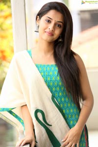 Arthana Binu Vijayakumar Photos