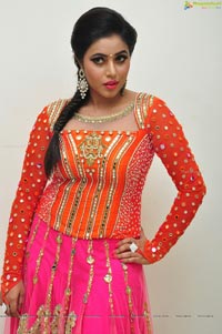 Poorna Shamna Kasim Hot Stills