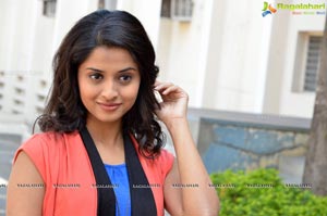 Arthana Binu Photo Gallery