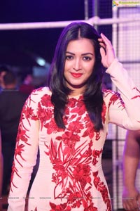  Catherine Tresa