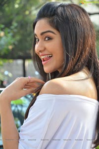 Adah Sharma