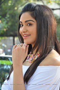 Adah Sharma