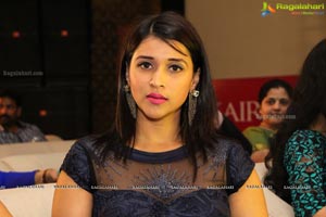 Mumbai Actress Mannara Chopra Photos