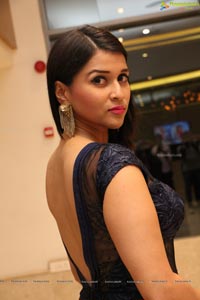 Mumbai Actress Mannara Chopra Photos