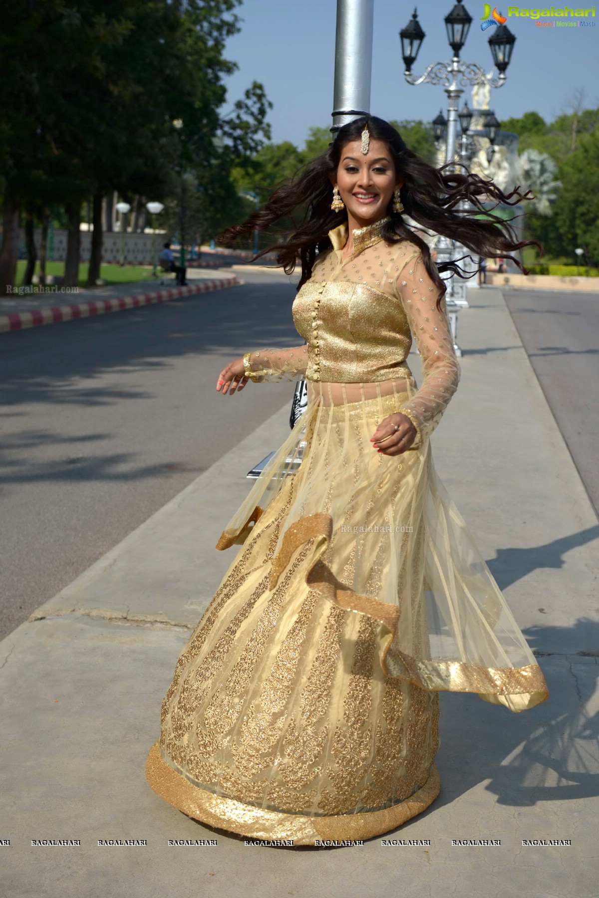 Pooja Jhaveri