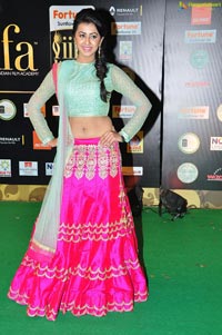 Nikki Galrani at IIFA Utsavam 2016