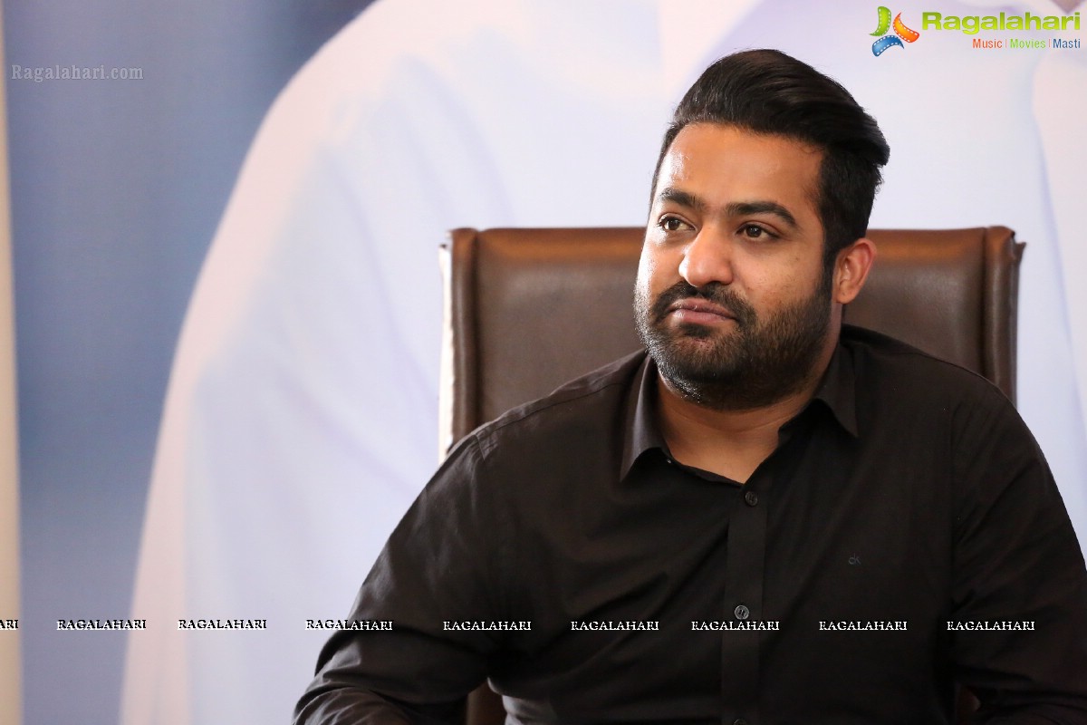 NTR at Nannaku Prematho Press Meet