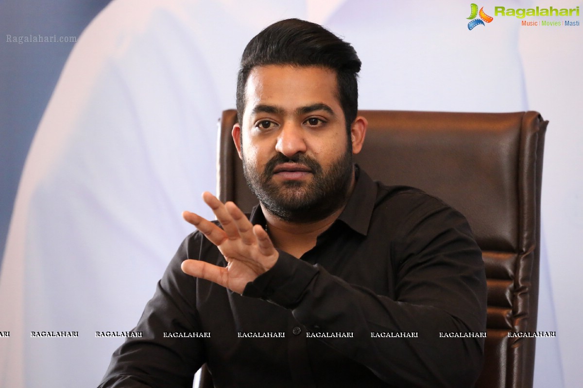 NTR at Nannaku Prematho Press Meet