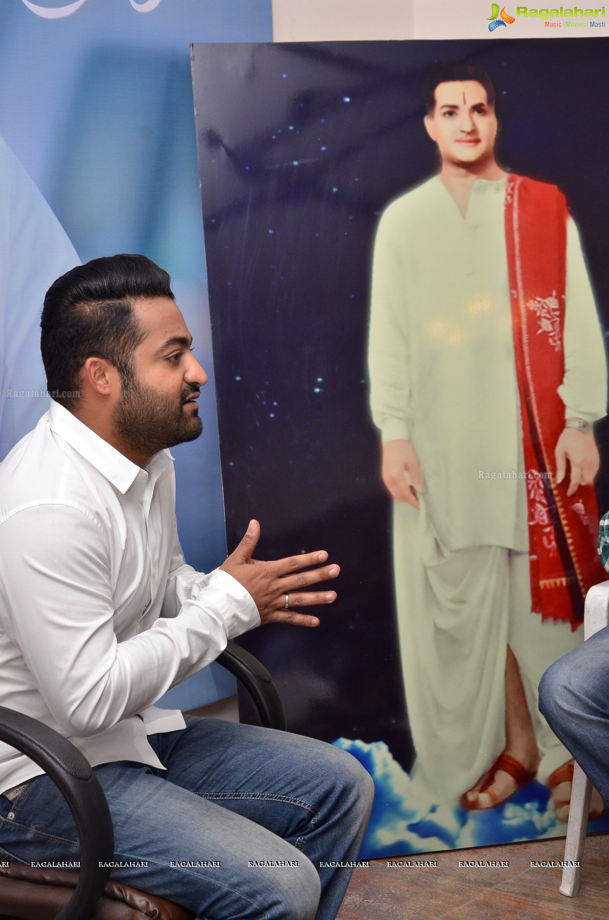 Jr. NTR Nannaku Prematho Interview, Photo Gallery