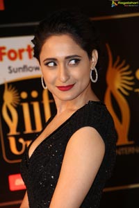 Pragya Jaiswal at IIFA Utsavam 2016