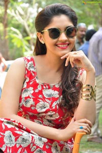 Pugazh Heroine Surabhi