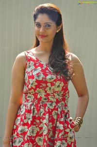 Pugazh Heroine Surabhi