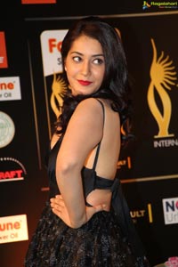 Rashi Khanna at IIFA Utsavam 2016