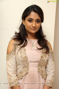 Sandhya Raju