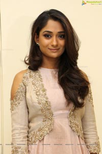 Sandhya Raju