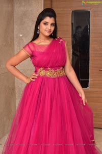 Anchor Shyamala Images