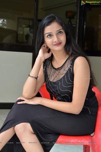 Swasthi Heroine