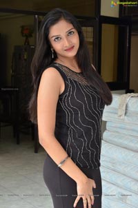 Swasthi Heroine