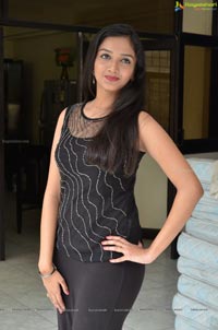 Swasthi Heroine