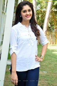 Velaiyilla Pattathari Heroine Surabhi Photo Gallery