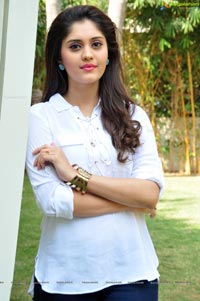 Velaiyilla Pattathari Heroine Surabhi Photo Gallery