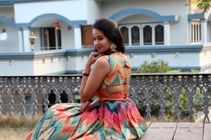 Poojitha Ponnada Photos