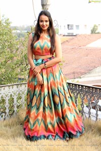 Poojitha Ponnada Photos