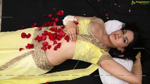 Sakshi Chaudhary Wallpapers