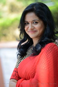 Singer Sunitha Red Saree